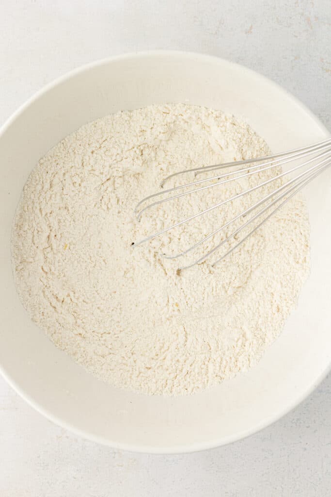 dry ingredients in bowl for lemon scones